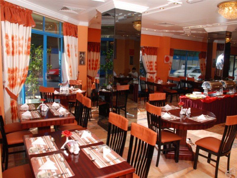 מלון שארג'ה Al Bustan Flats מראה חיצוני תמונה